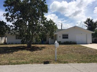 16 Beverly Rd E, Jupiter, FL 33469