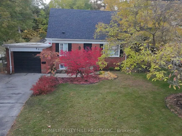 867 Melton Dr, Mississauga, ON L4Y 1K9