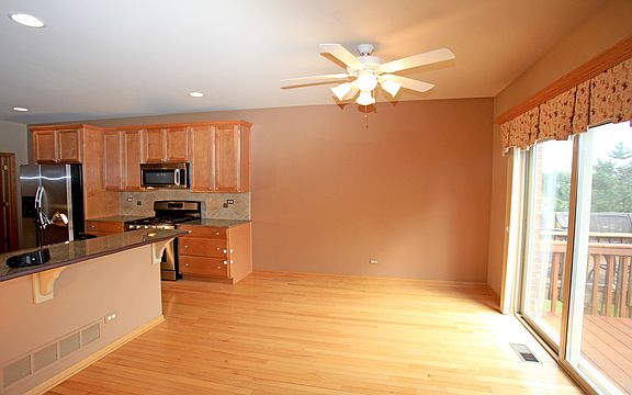 5th image of 18017 Breckenridge Blvd