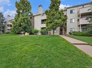 7468 S Alkire St APT 204, Littleton, CO 80127