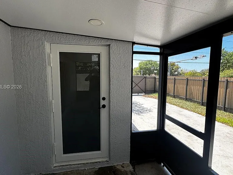 19100 NW 32nd Ave — Photo 7