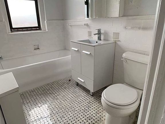2nd image of 884 W End Ave #96A
