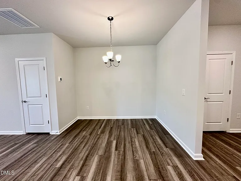 2933 Denson Rd — Photo 10