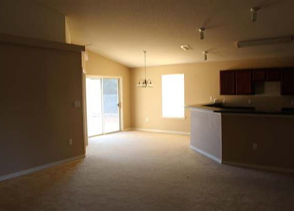 3rd image of 7030 Tylerwood Ct
