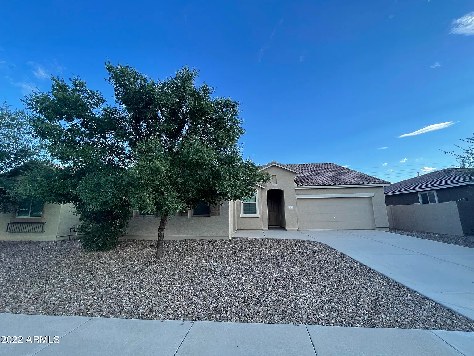 4 bed, 2.5 bath, 2097 sqft, $2,295 — Photo 1