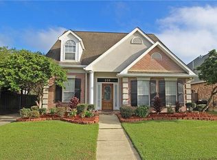 220 Cypress Bayou Ln, Kenner, LA 70065
