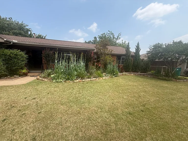 3333 NW 62nd St — Photo 3