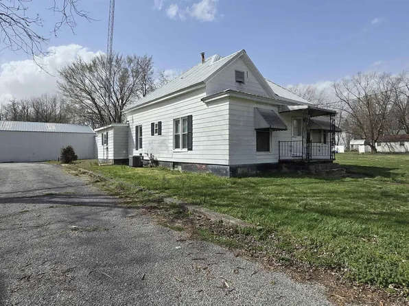 205 S Shaw St, Harrisburg, IL 62946