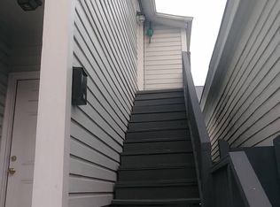 21 Line St APT B, Charleston, SC 29403