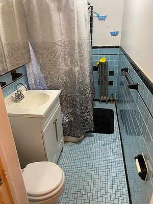 Rented by Douglaston Realty Management Corp | media 6