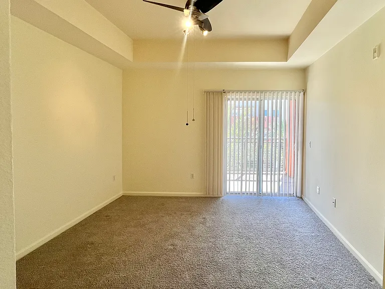15 E Agate Ave #407 — Photo 6