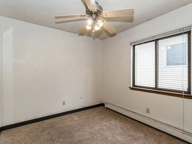 434 S Johnson St — Photo 28