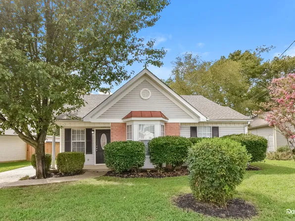 605 N Stonegate Dr, Antioch, TN 37013