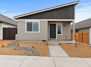 4022 SW Obsidian Ave, Redmond, OR 97756