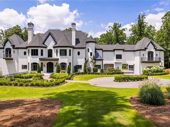 5320 Riverview Rd NW, Sandy Springs, GA 30327