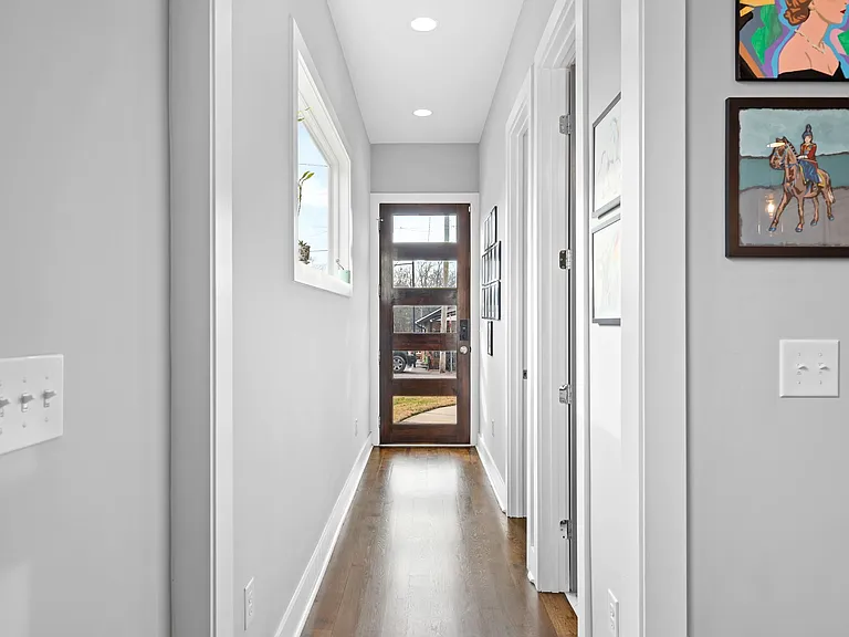 229 Duke St — Photo 3