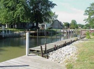 2965 W Wayne Rd, Port Clinton, OH 43452