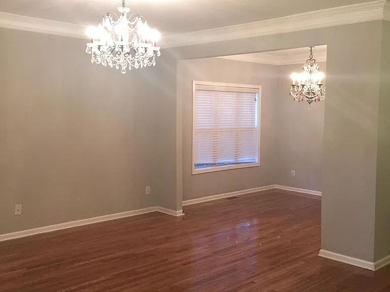 1195 Danner St SE — Photo 2