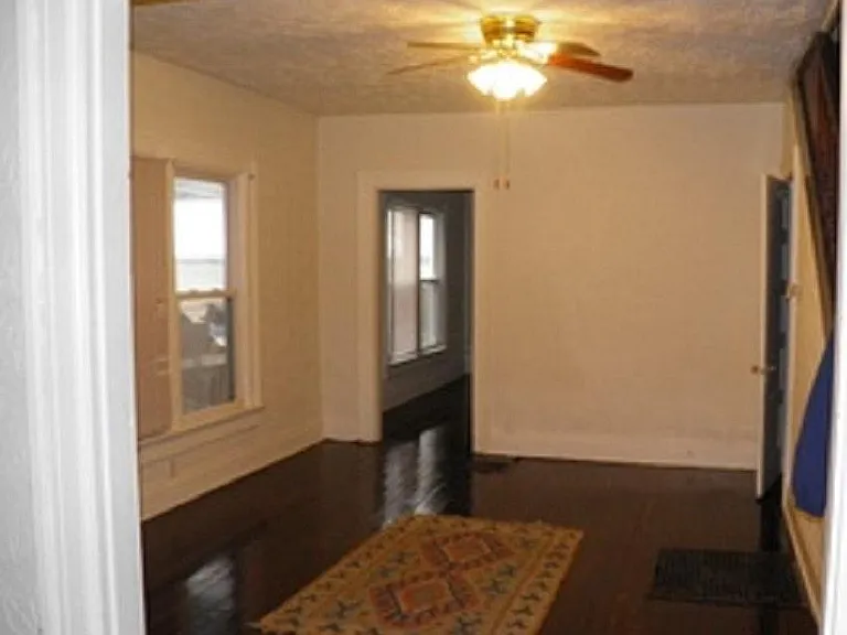 343 S Jersey St — Photo 8