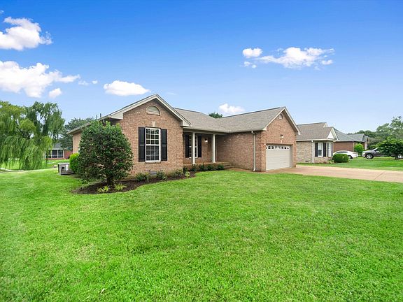 2nd image of 173 Hedgeway Ct
