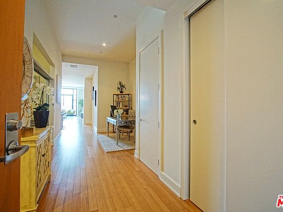 4th image of 3223 W 6th St Unit 502