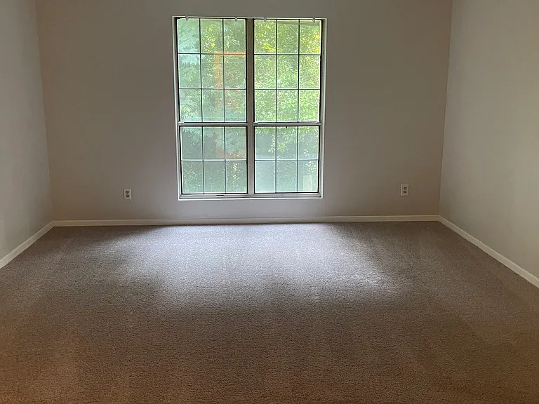 5526 Mountain Springs Cir #5526 — Photo 11