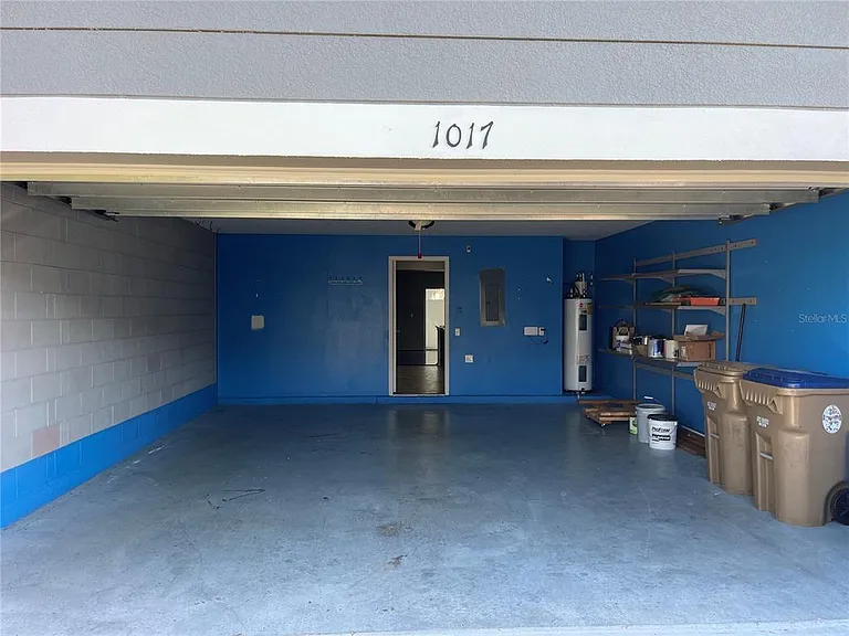 1017 Chalcedony St — Photo 37