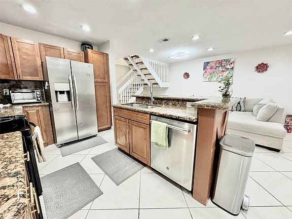 4th image of 11029 W Broward Blvd #11029