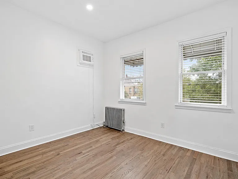 108 Stegman St — Photo 8