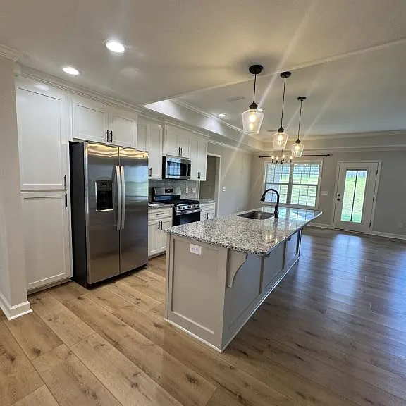 219 Brookestone Dr — Photo 4