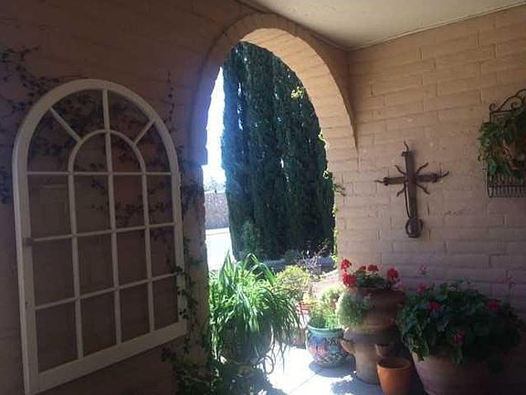 4th image of 329 El Puente St