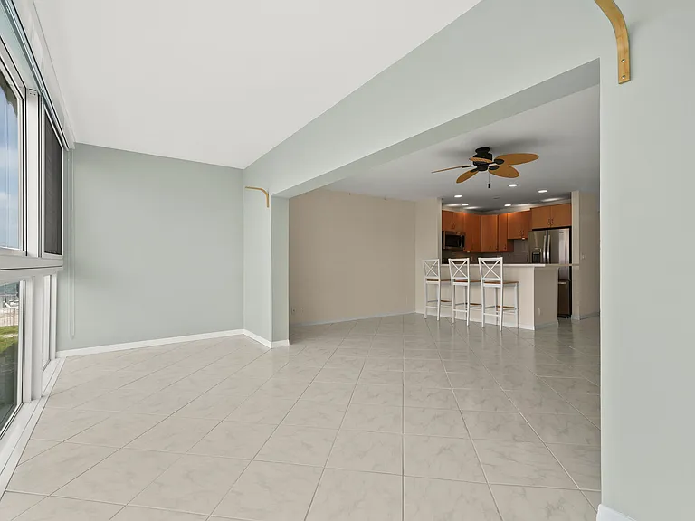 400 Wilma Cir #207-1 — Photo 19
