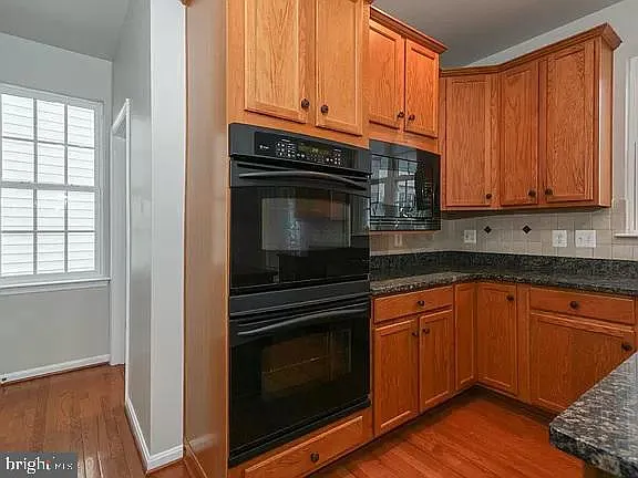 564 Woodruff Ln — Photo 3