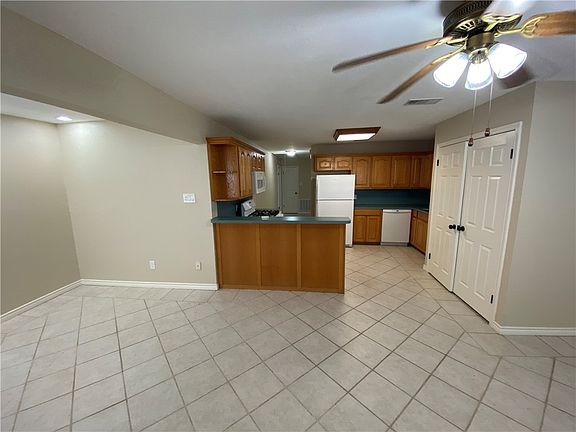 5th image of 5621 Burton Ln