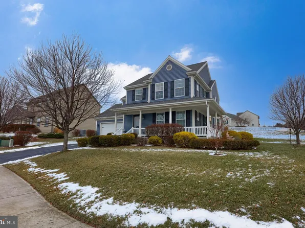 2 Autumn Blaze Way, Ephrata, PA 17522