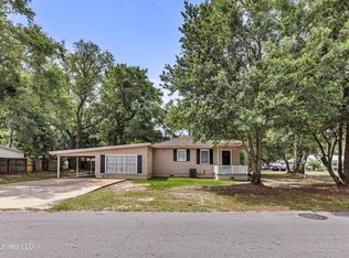 180 Tulip St, Biloxi, MS 39531