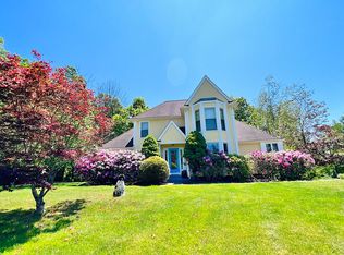 1 Edna Ct, Brookfield, CT 06804
