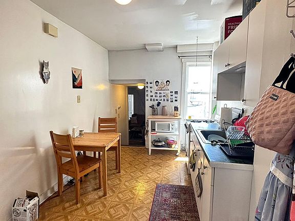 3rd image of 1219 S 13th St #2