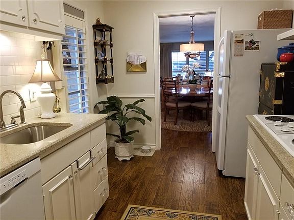 4th image of 11150 Valleydale Dr APT B