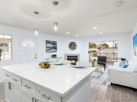 3rd image of 6980 Ballena Way Unit 42