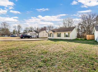 634 Stateline Rd, Oak Grove, KY 42262