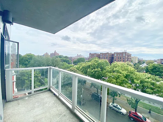 Rented by Zjama Realty Corp | media 5
