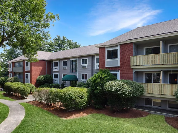 117 CLUFF CROSSING Road #21, Salem, NH 03079