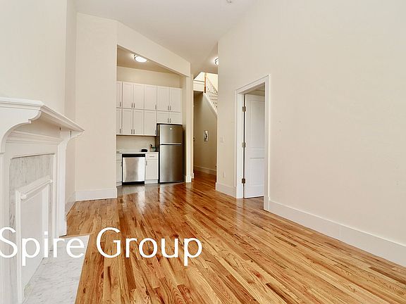 5th image of 159 W 75th St