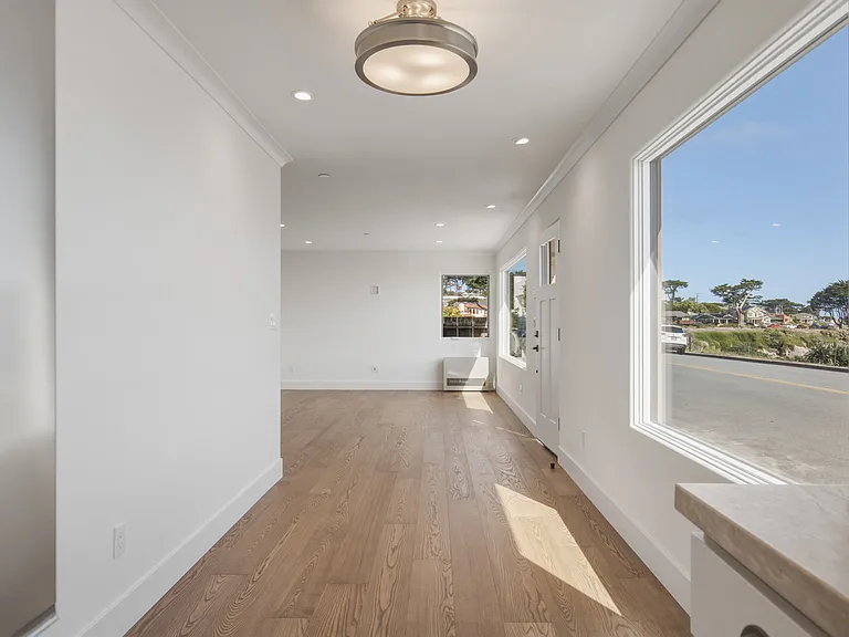 773 Ocean View Blvd — Photo 7