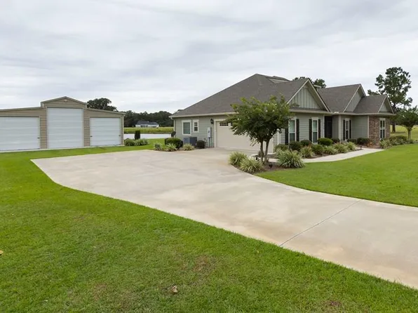 6140 Old Lake Park Rd, Lake Park, GA 31636