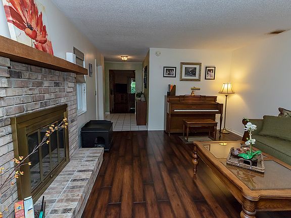 5th image of 857 Big Buck Cir