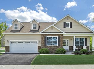 17 Timber Creek Dr, Ballston Lake, NY 12019