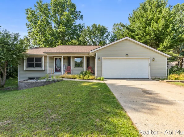 1171 Runway Dr SW, Byron Center, MI 49315