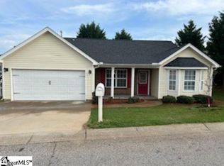 1 Brigantine Ln, Greer, SC 29650